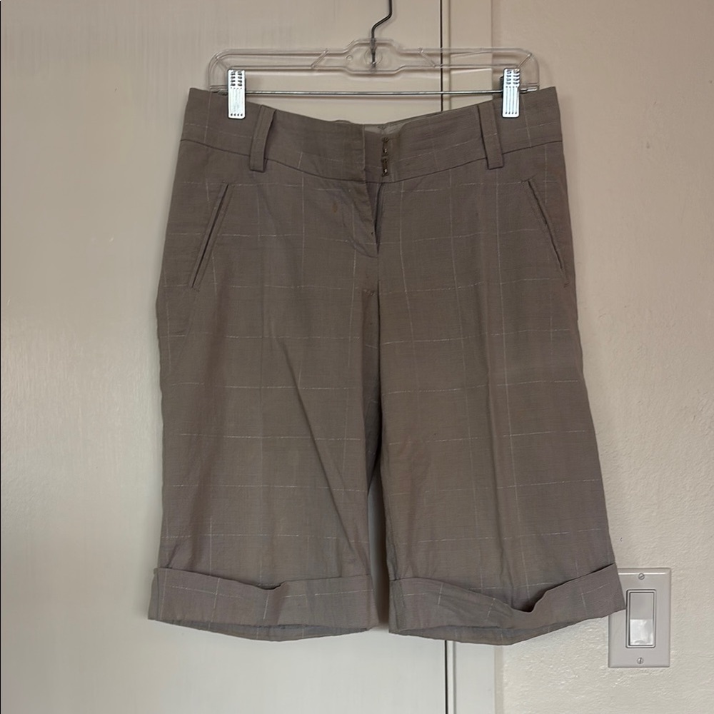Stylish Brown Plaid Shorts